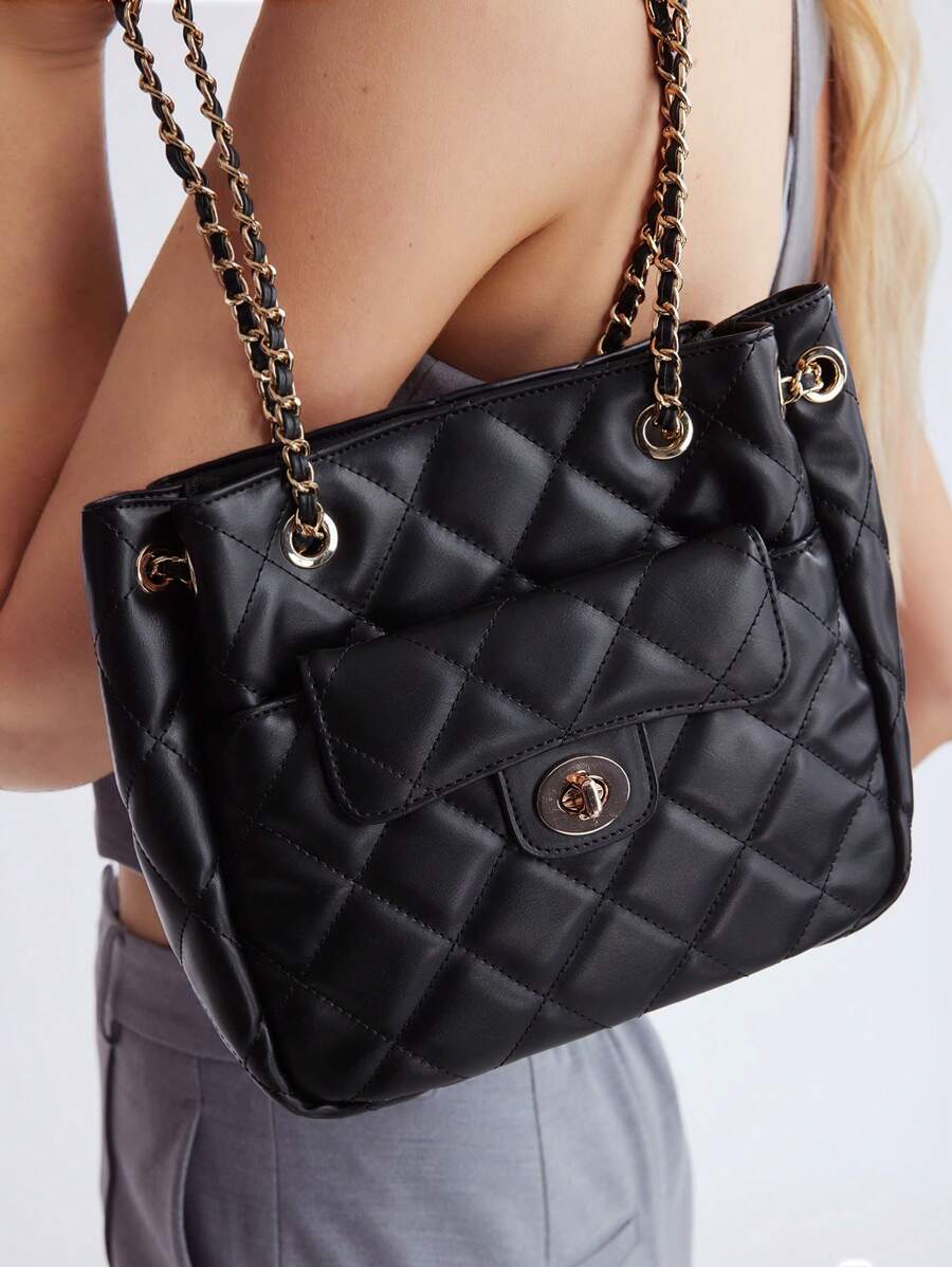 MATELASSÉ — Quilted Chain Shoulder Bag