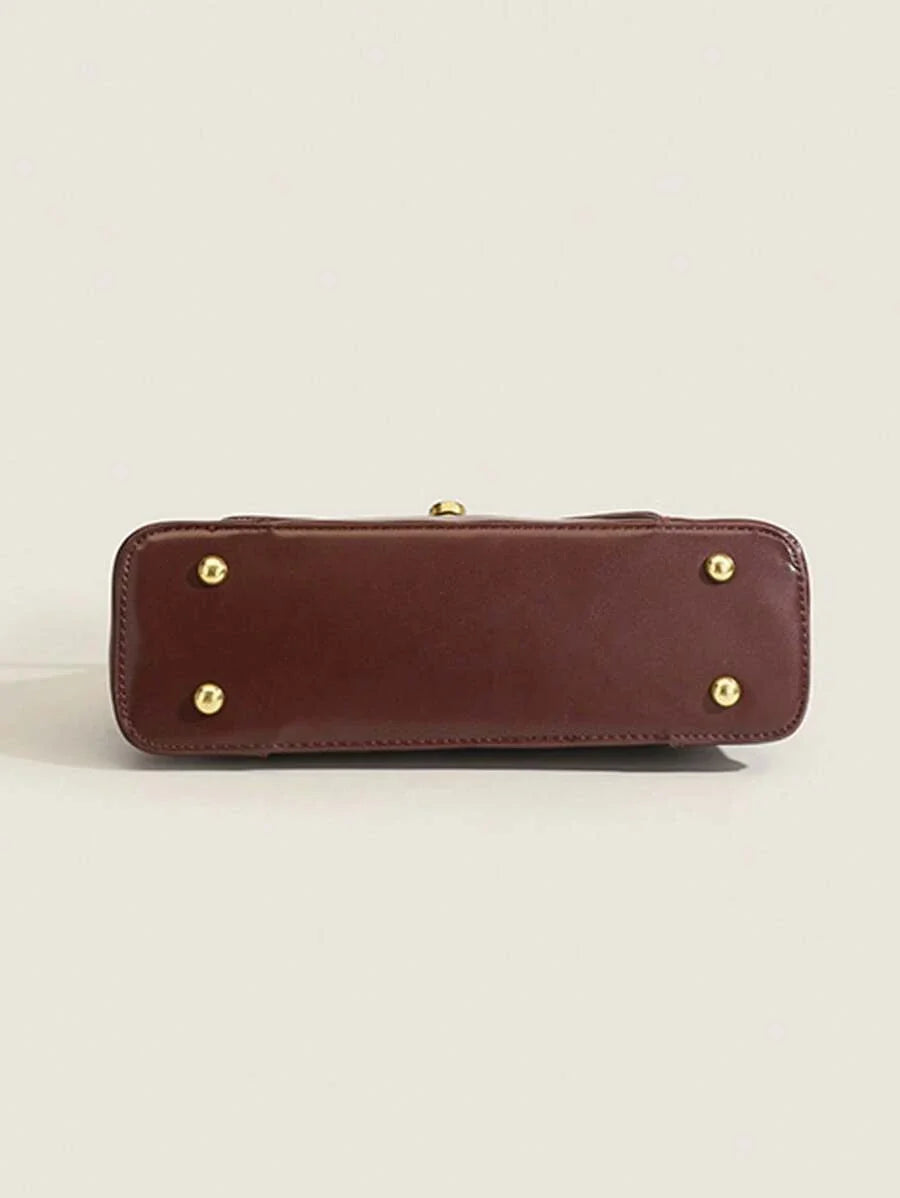 LOQUET — Retro Flap Baguette Bag