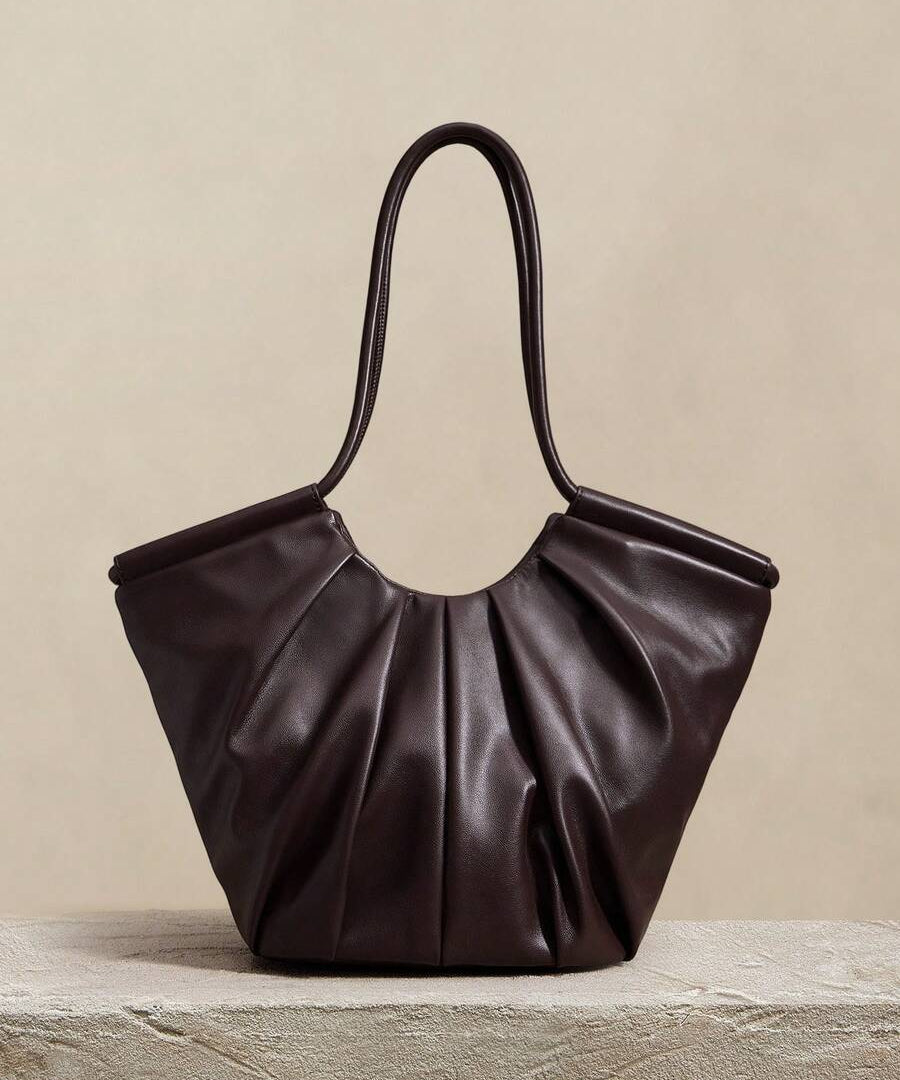 VOLANT — Ruffle Shoulder Tote Bag