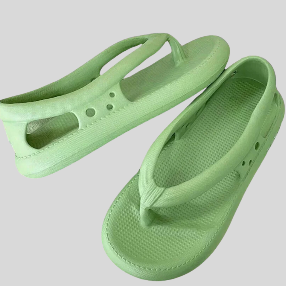 Unisex Casual Anti-Slip Slippers – Ultra-Lightweight, Thick Cushioned Sole – Ideal for Home, Bathroom, and Shower Use, Available in Multiple Colors and Sizes