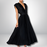 Aria - Maxi Dress with V-neck and Pleats