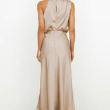 Evie | Elegant Dress With American Neckline