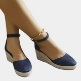 Comfortable wedges for women