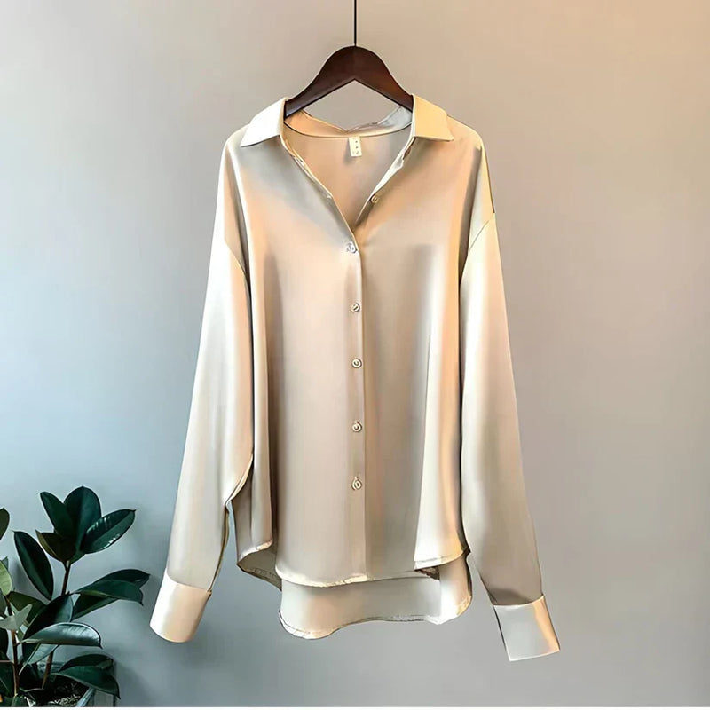 Luxe Flow – Oversized Silk Blouse