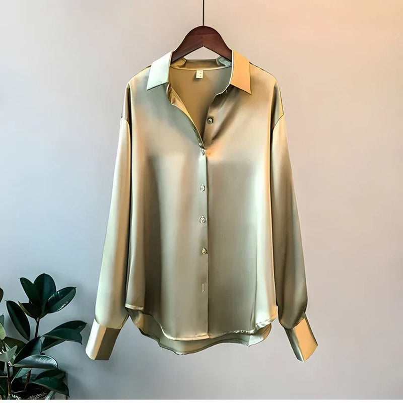Luxe Flow – Oversized Silk Blouse