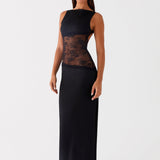 Noir Mystique – Lace Panel Maxi Dress