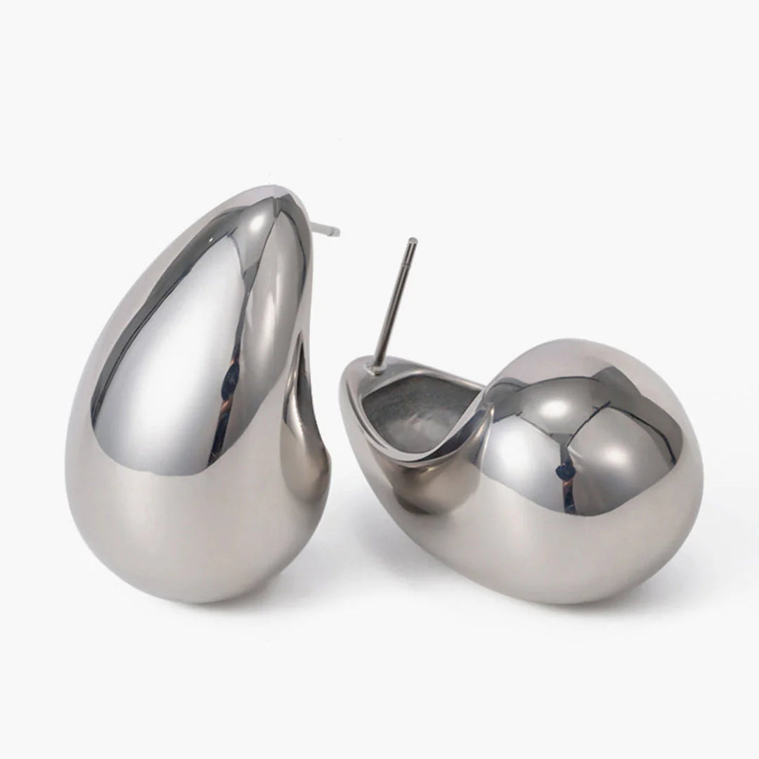 Sculptura – Bold Teardrop Earrings