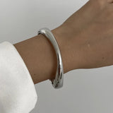 Aurelia – Sculpted Curve Cuff