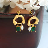 Neva - Geometric emerald earrings with pearl detail