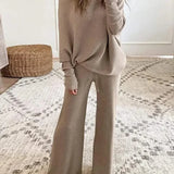 Elara Ease – Off-Shoulder Lounge Set