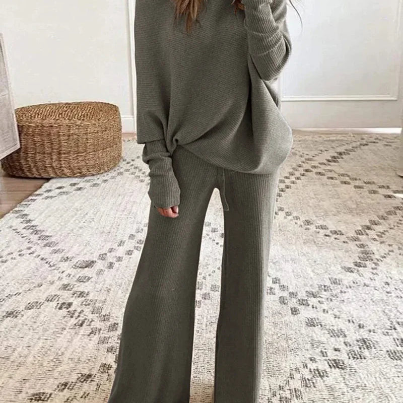 Elara Ease – Off-Shoulder Lounge Set