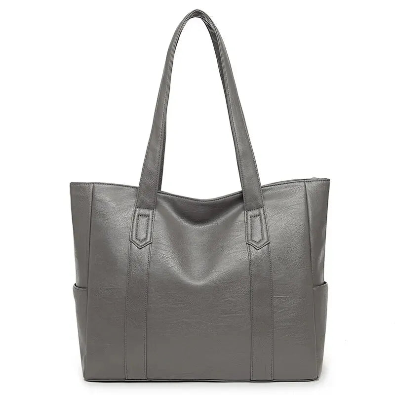 Elegant Leather Shoulderbag