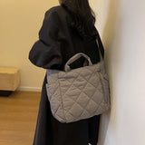 Quilted handbag tote bag zipper puffer