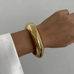 Modinzi Golden Bold Cuff Aurelia – Sculpted Curve Cuff