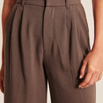 Modinzi Harbour Fold – Pleated Wide-Leg Trouser