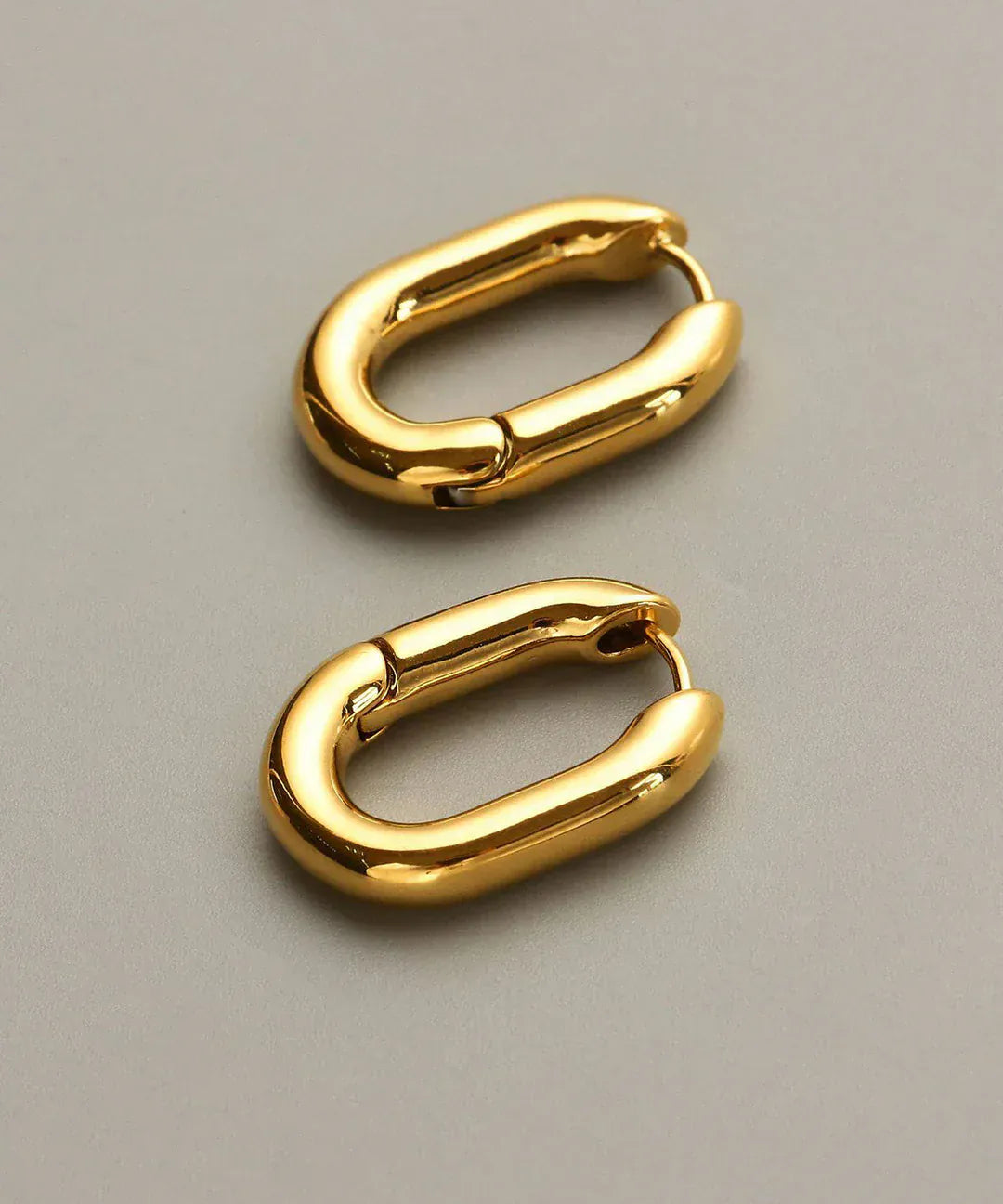 Modinzi Gold Liora Link – Mini Rectangular Earrings
