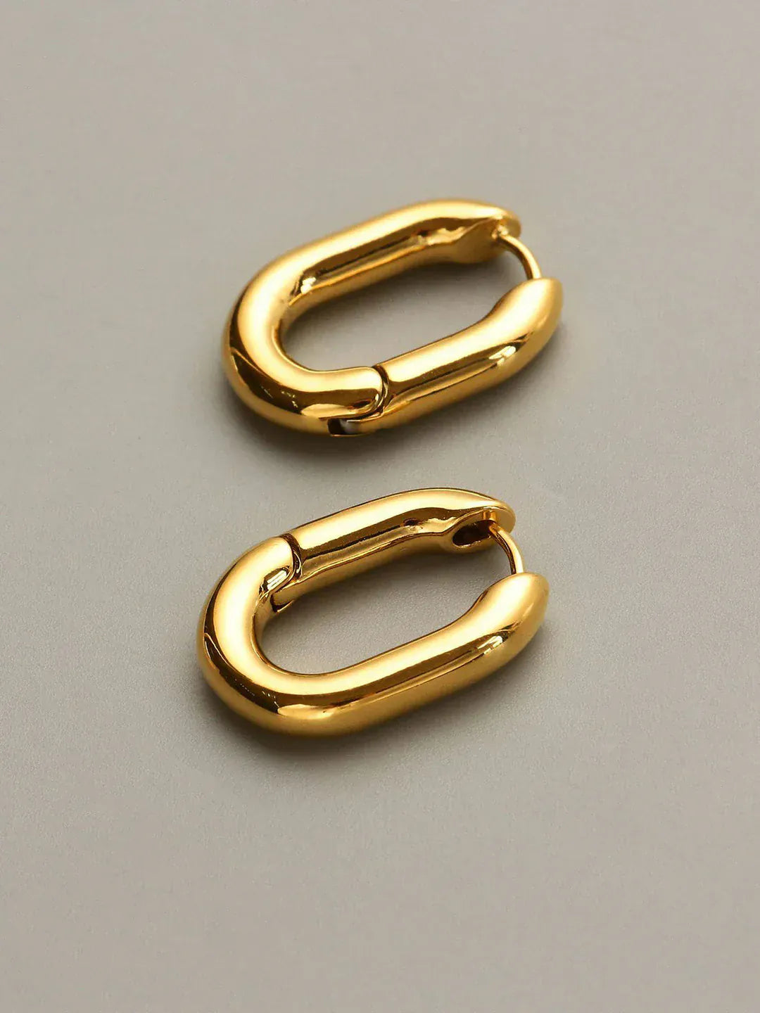 Modinzi Gold Liora Link – Mini Rectangular Earrings